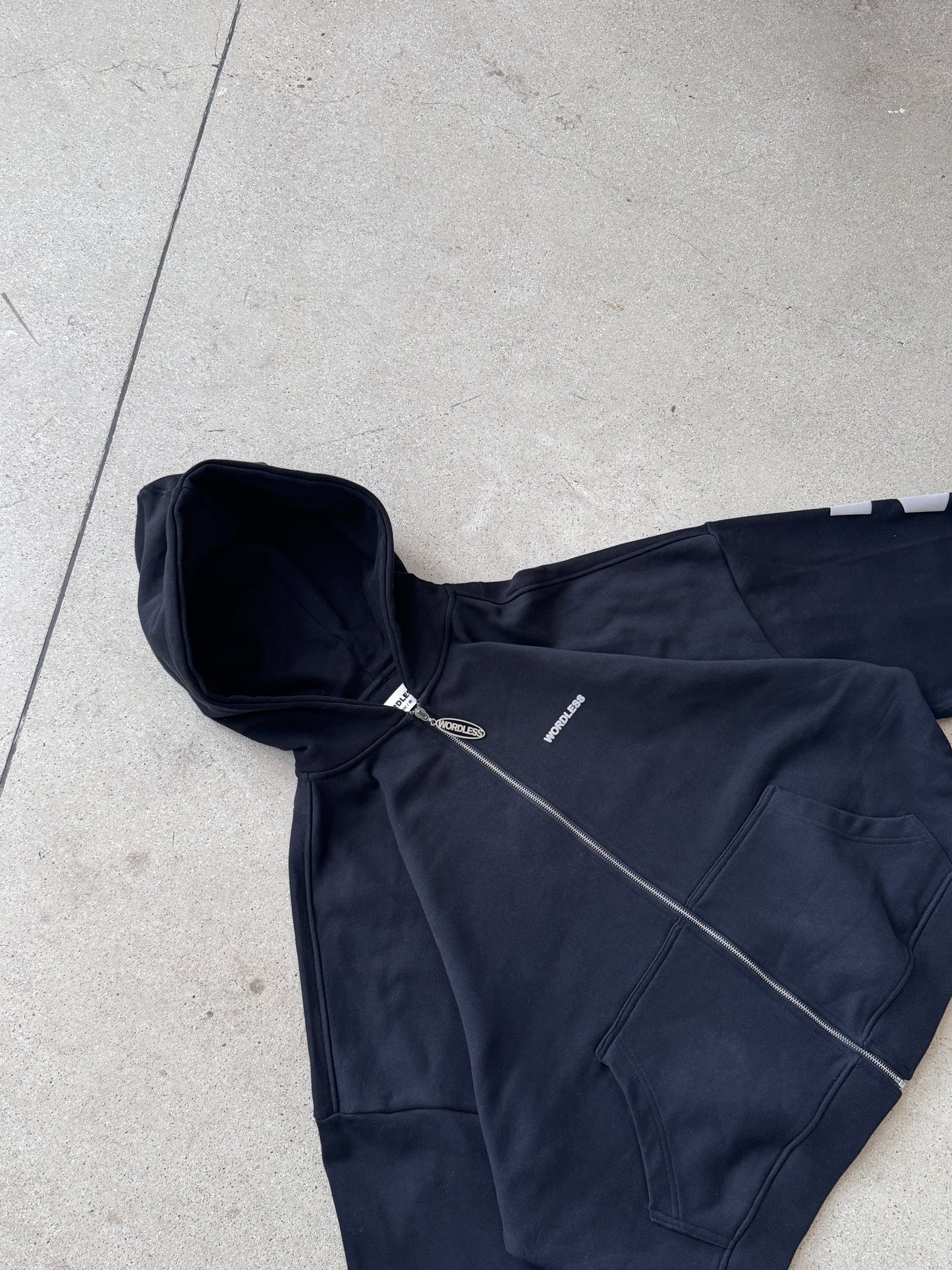 WORDLESS ICONIC Premium Zip Hoody 500