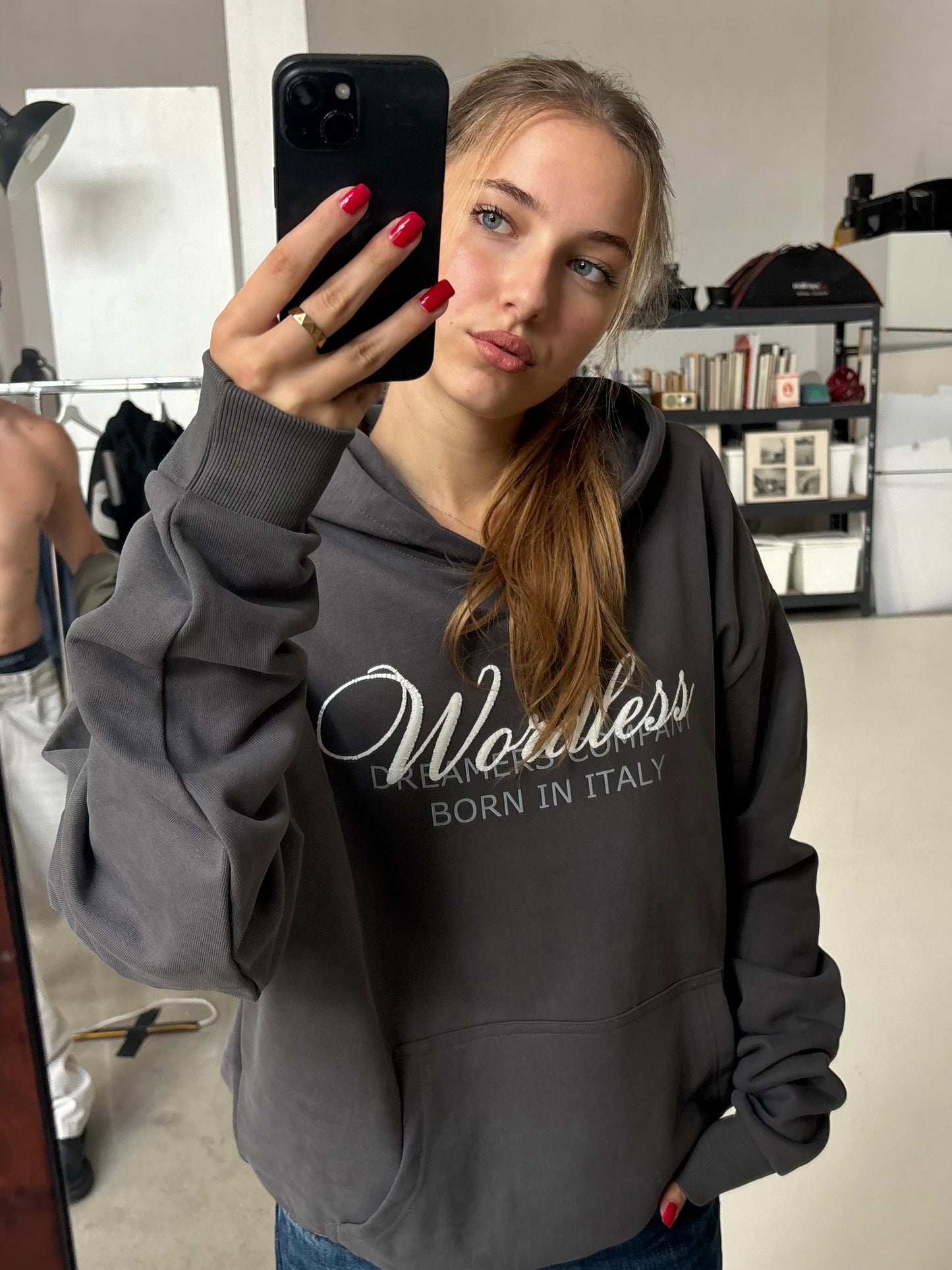 WORDLESS ICONIC First Hoody 500