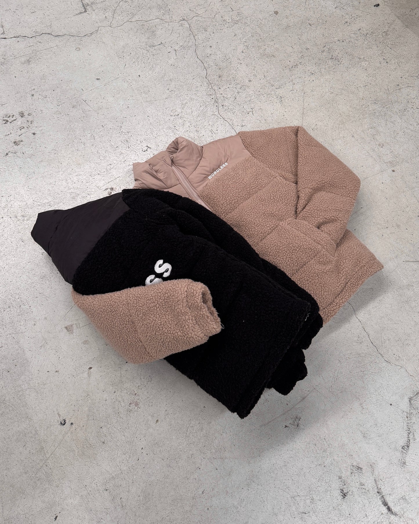 WORDLESS ICONIC TEDDY PUFFER JACKET