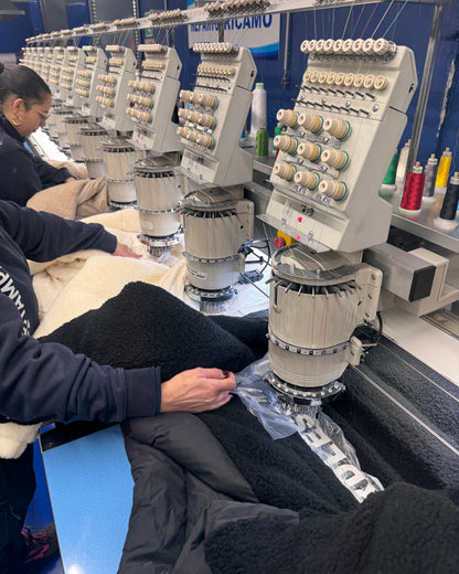 WORDLESS ICONIC TEDDY PUFFER JACKET