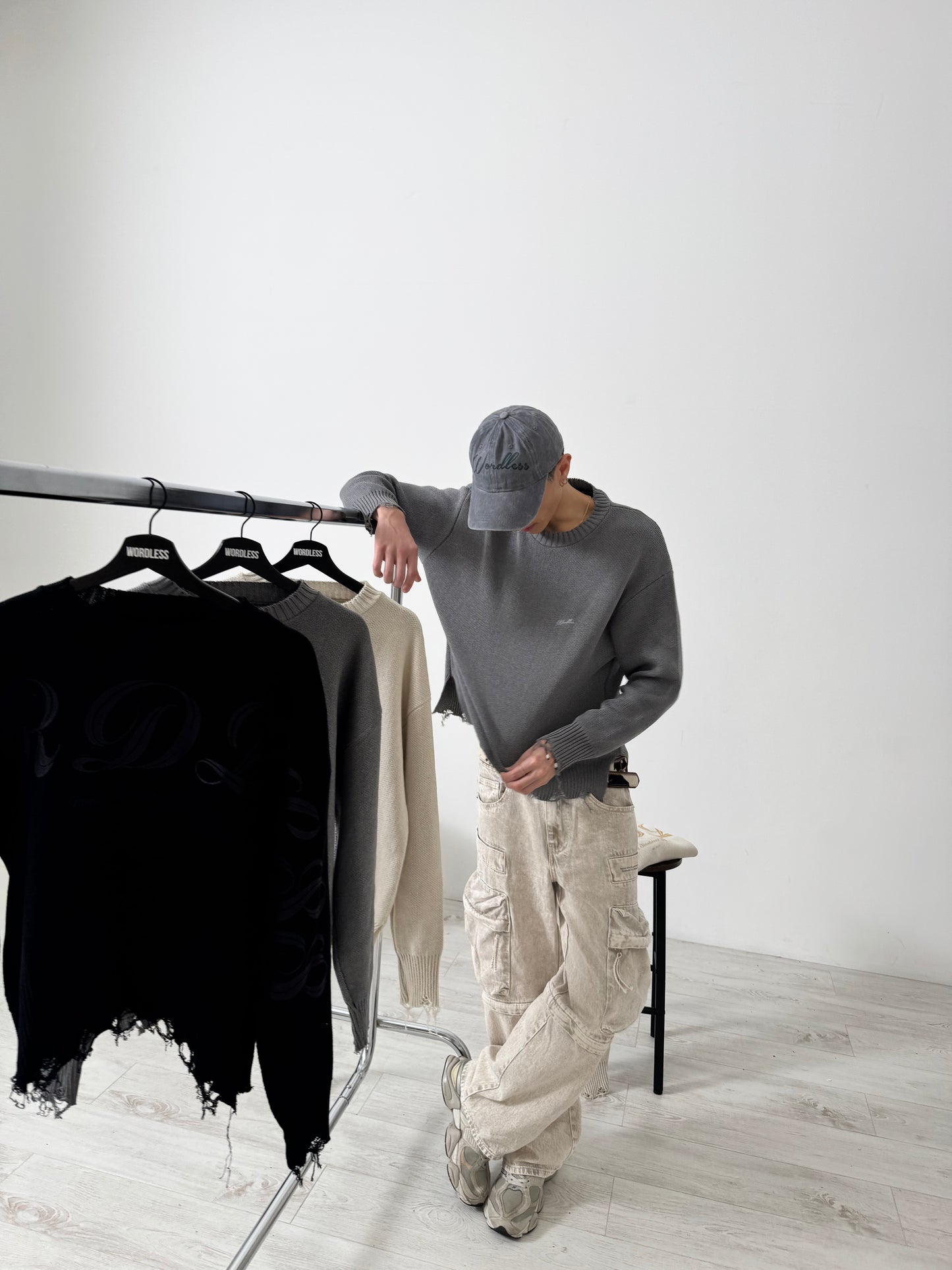 WORDLESS DESTROYED SWEATER I