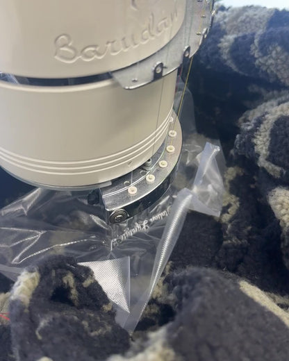 WORDLESS ICONIC TEDDY HALF ZIP PULLOVER